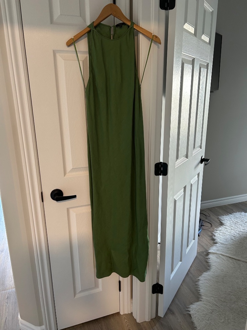 Linen Dress - Picture 4 of 4